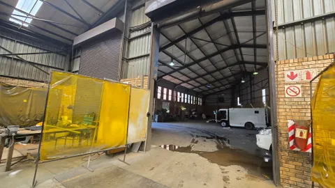 232 Epsom Avenue in North Riding has a2728 Available To Let For Sale (7)